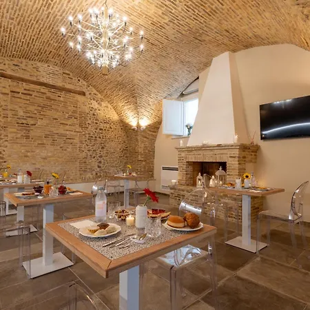 Palazzo Anelli - & Relax Oda ve Kahvaltı Vasto