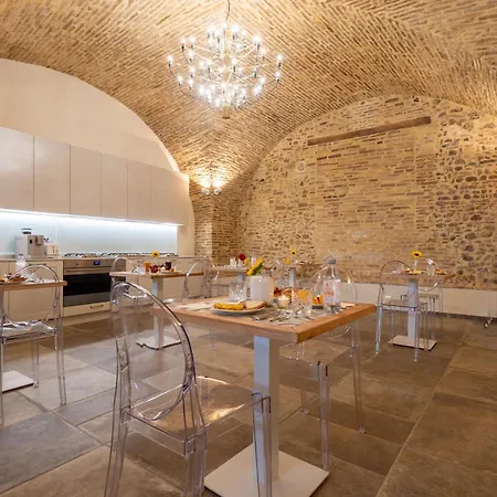 Palazzo Anelli - & Relax Oda ve Kahvaltı Vasto
